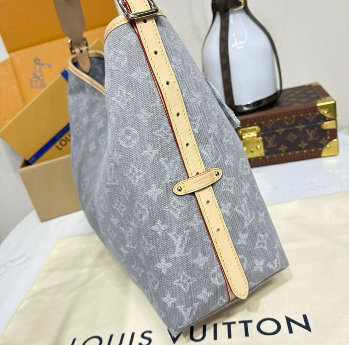 LV CarryAll MM